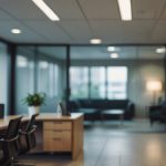 玻璃材質的應用與安全考量：透明、霧面、強化玻璃的選擇
